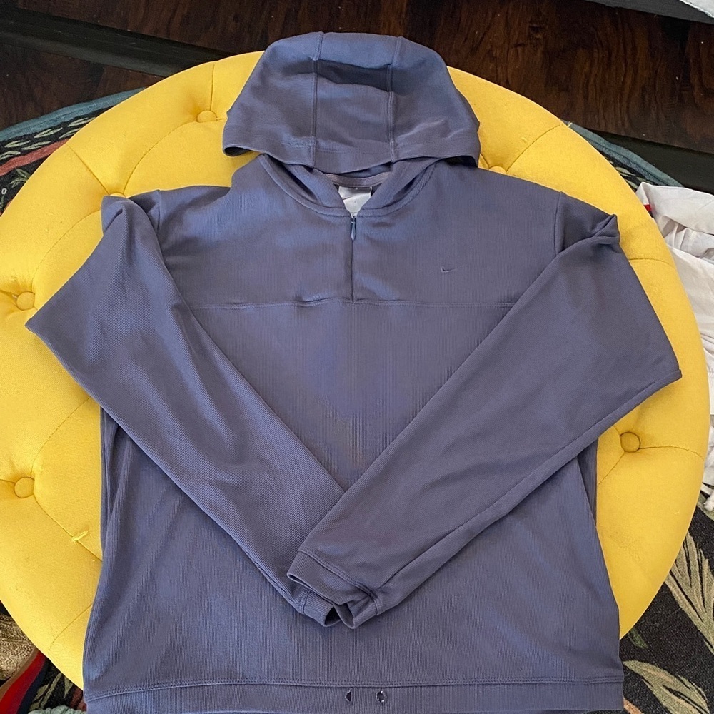 Nike Women's Purple Hoodie Size Small